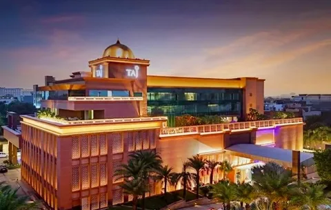 Hotel reservation service